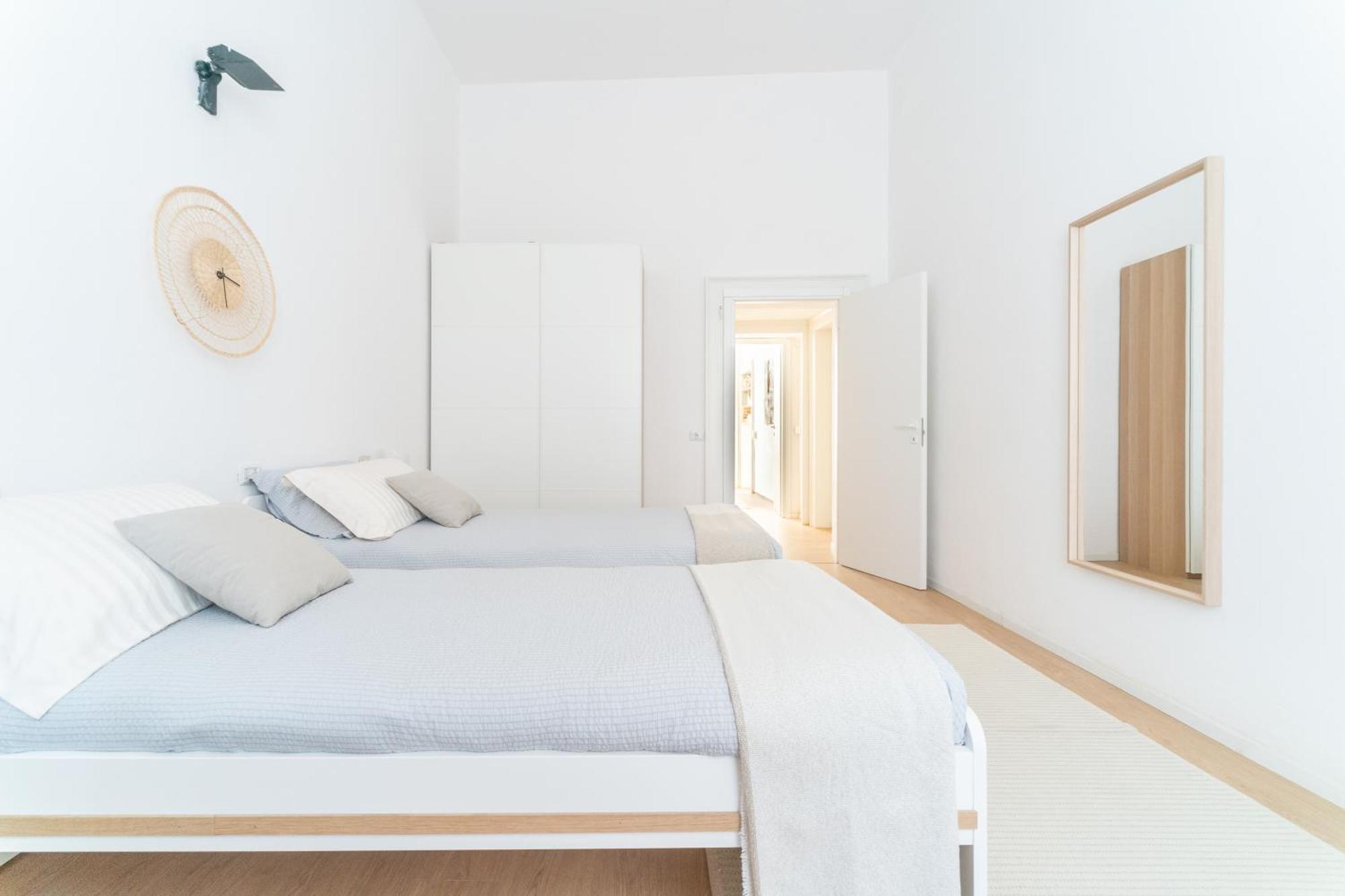 Grand Central 1845 - 2 Bedrooms Design Flat Bergamo Esterno foto